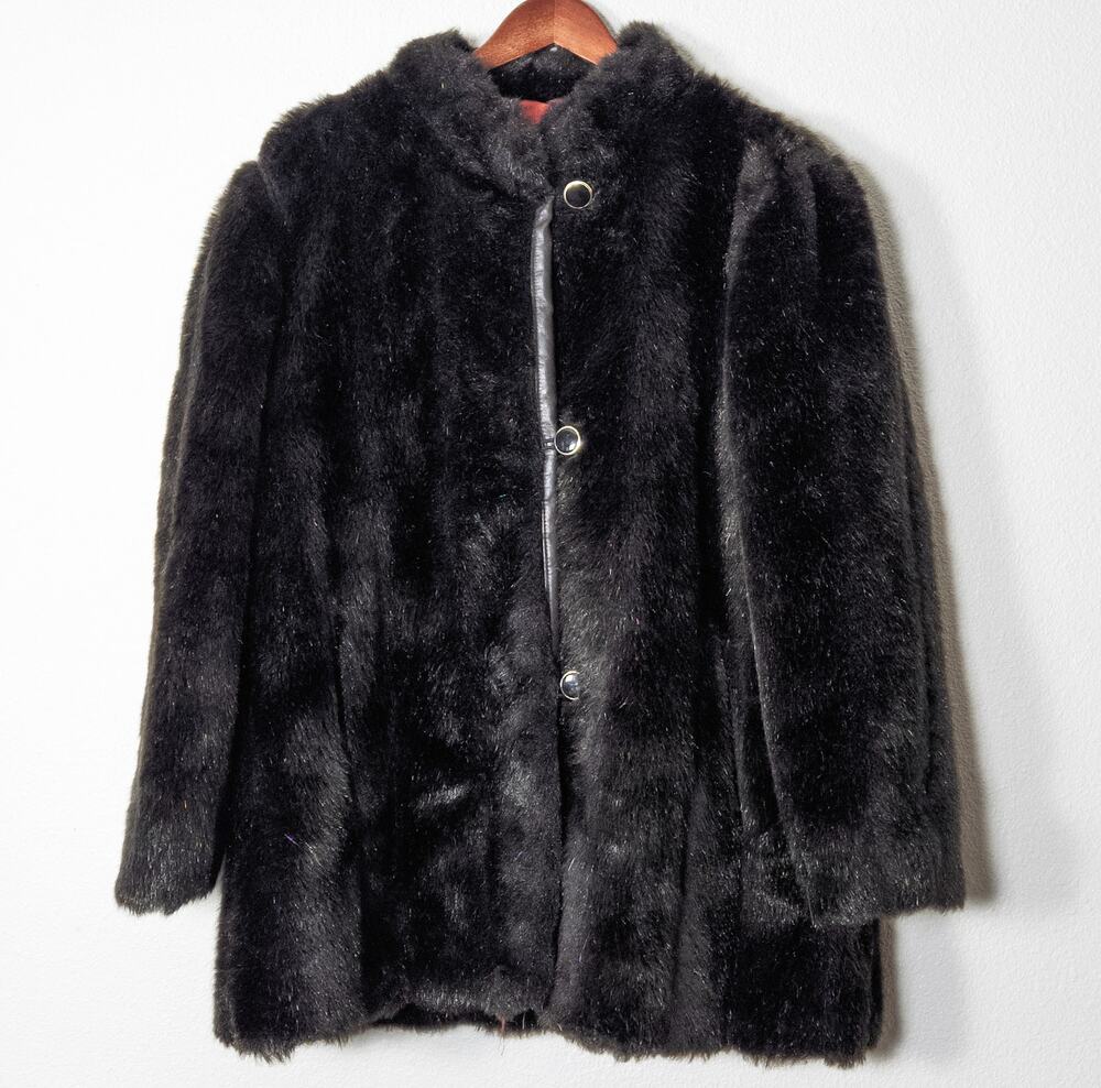 Source Unknown Faux Fur Coat Size L Black Chic Elegant Evening Luxe